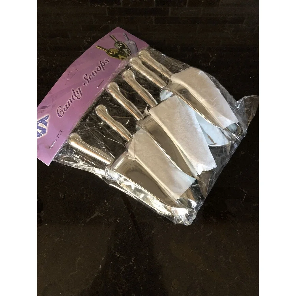 6 Silver Plastic 6